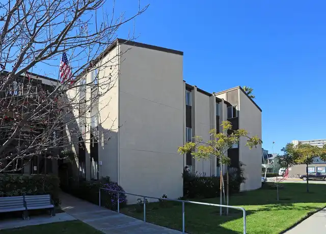 Property at 4820 Cass St Unit 101, San Diego, CA, 92109, 1 bed, 1 bath, [object Object]