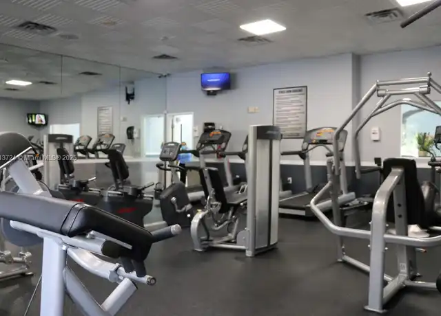 Property at 13455 SW 9th Ct Unit 304J, Pembroke Pines, FL, 33027, 1 bed, 1.5 baths, [object Object]