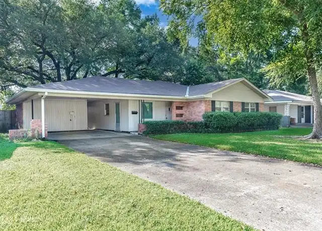 Property at 2019 Bermuda St, Shreveport, LA, 71105, 3 beds, 2 baths, [object Object]