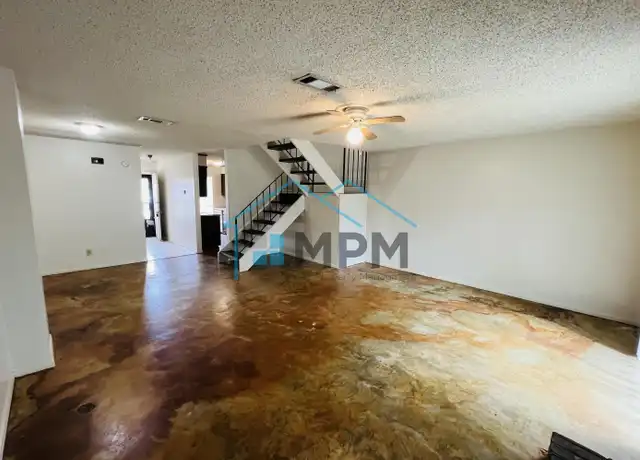 Property at 10 Briarwood Cir Unit 1, Monroe, LA, 71203, 2 beds, 2.5 baths, [object Object]