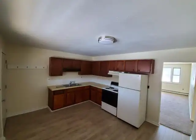 Property at 150 Colchester Rd, Essex Junction, VT, 05452, 2 beds, 1 bath, [object Object]