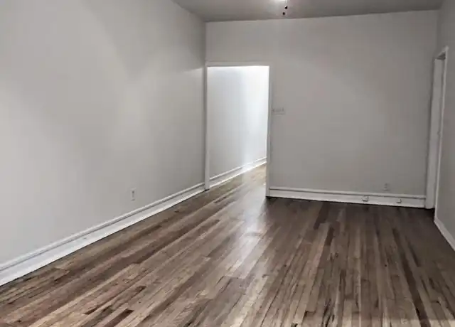 Property at 707 W Cornelia Ave, Chicago, IL, 60657, 1 bed, 1 bath, [object Object]
