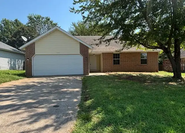 Property at 3120 S Manley Ave, Springfield, MO, 65807, 3 beds, 2 baths, [object Object]