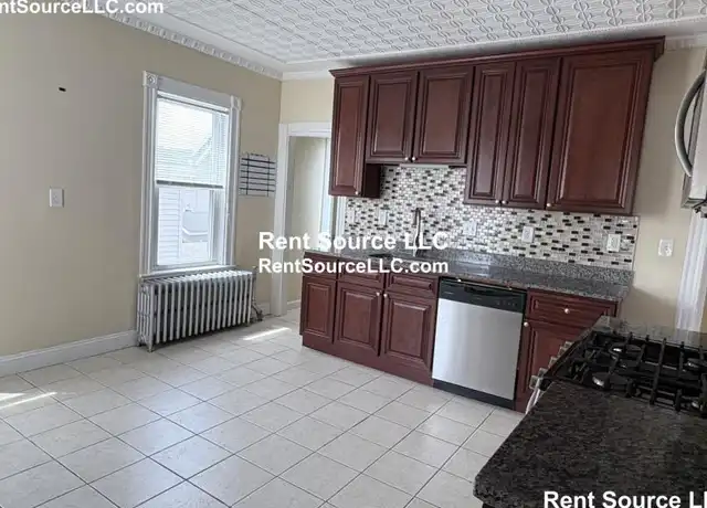 Property at 39 Watts St, Malden, MA, 02148, 5 beds, 2 baths, [object Object]