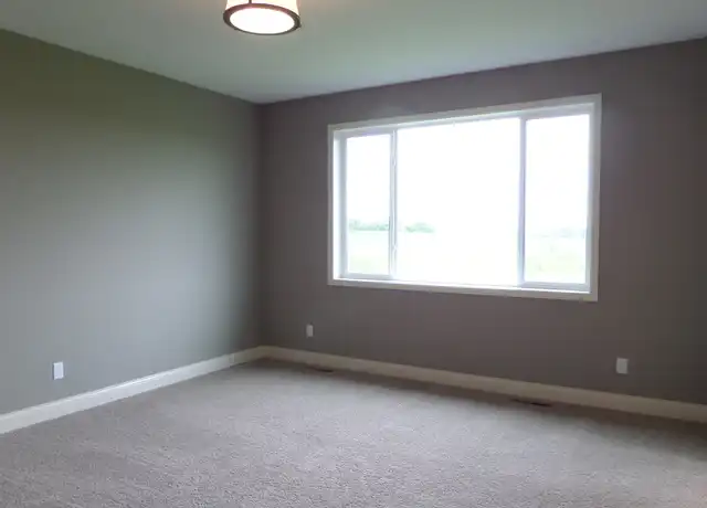 Property at 2700 Liberty Pl, Saint Paul, MN, 55129, 4 beds, 3 baths, [object Object]