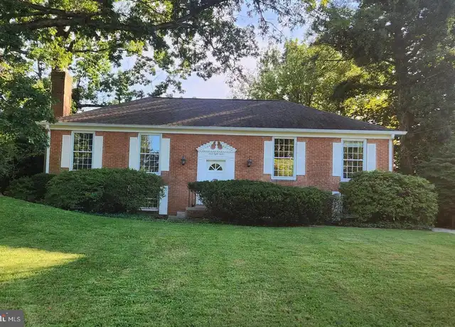 Property at 6812 Algonquin Ave, Bethesda, MD, 20817, 5 beds, 3 baths, [object Object]