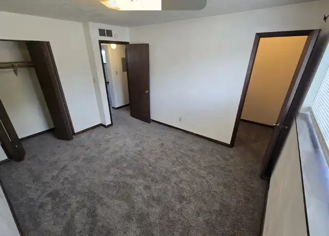 Property at 3614 25th St, Moline, IL, 61265, 2 beds, 1 bath, [object Object]