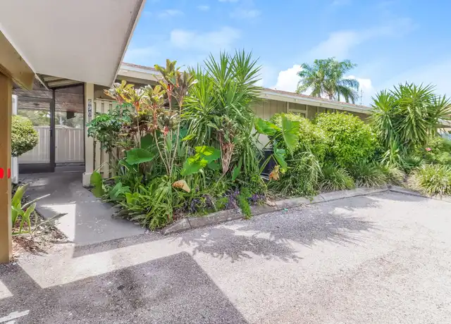 Property at 6906 El Centro Ct, Tampa, FL, 33634, 3 beds, 2 baths, [object Object]