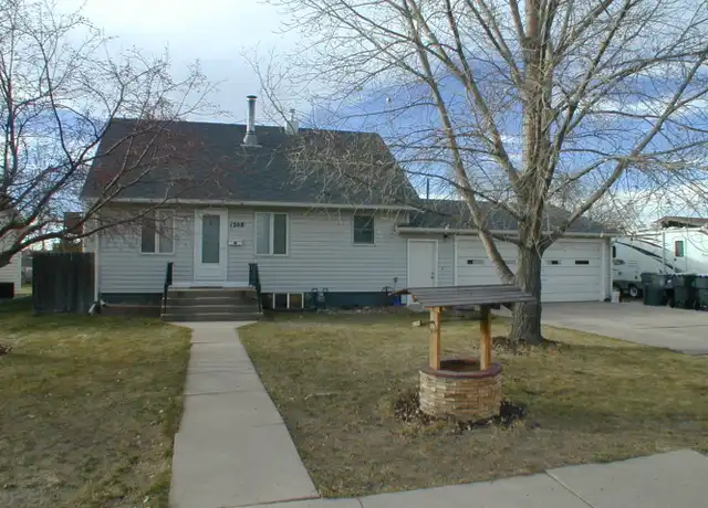 Property at 1308 Diamond Ave, Cheyenne, WY, 82001, 4 beds, 2 baths, [object Object]