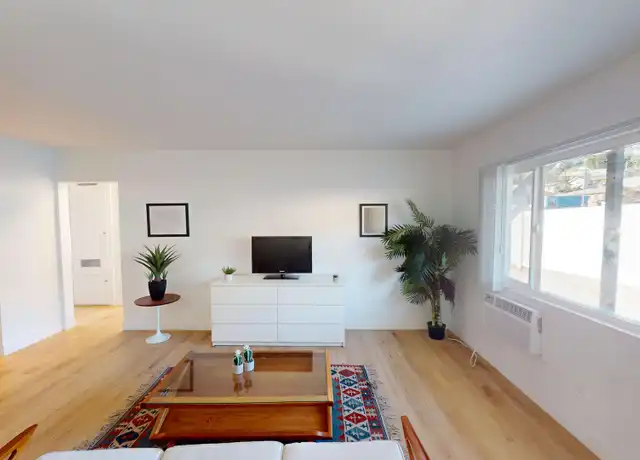 Property at 4500 Esmeralda St Unit 05, Los Angeles, CA, 90032, 3 beds, 1 bath, [object Object]