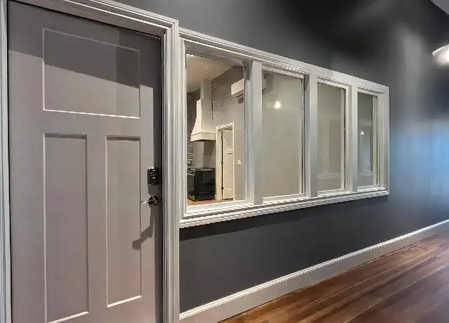 Property at 107 E Oklahoma Ave, Guthrie, OK, 73044, 1 bed, 1 bath, [object Object]