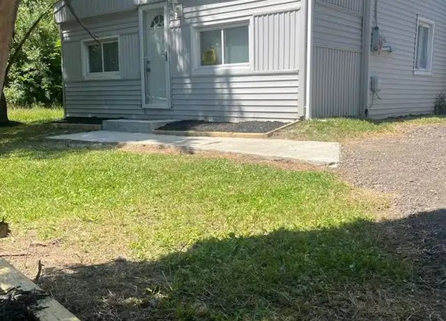 Property at 3344 Concord St, Flint, MI, 48504, 3 beds, 3 baths, [object Object]