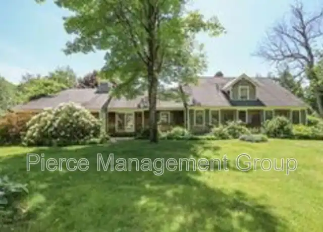 Property at 32 Morse Cir, Henniker, NH, 03242, 4 beds, 2 baths, [object Object]