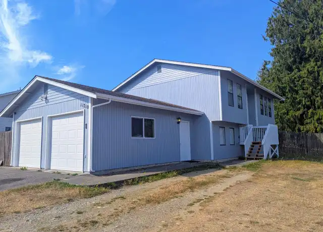 Property at 11710 25th Ave SE, Everett, WA, 98208, 4 beds, 2 baths, [object Object]