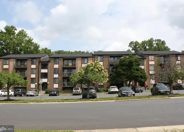 Property at 9730 Kingsbridge Dr #204, Fairfax, VA, 22031, 1 bed, 1 bath, [object Object]