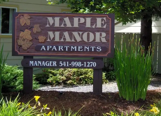 Property at 201 Maple St, Junction City, OR, 97448, 2 beds, 1 bath, [object Object]