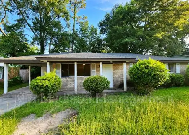 Property at 39 E Fairmont Ave, Savannah, GA, 31406, 3 beds, 1 bath, [object Object]