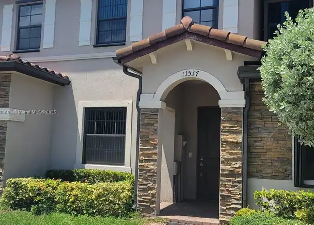 Property at 11537 SW 248th Ter Unit 11537, Princeton, FL, 33032, 2 beds, 2.5 baths, [object Object]