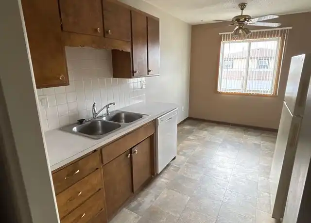 Property at 601 6th St E Unit 11, West Fargo, ND, 58078, 1 bed, 1 bath, [object Object]