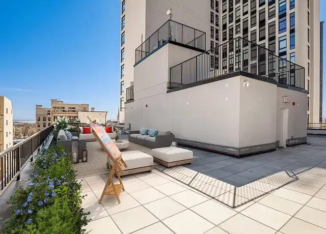 Photo of 40 Westchester Pl, New Rochelle, NY 10801