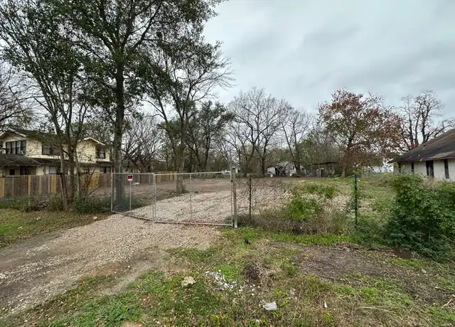 Property at 6818 Stearns St, Houston, TX, 77021, 4 beds, 2.5 baths, [object Object]