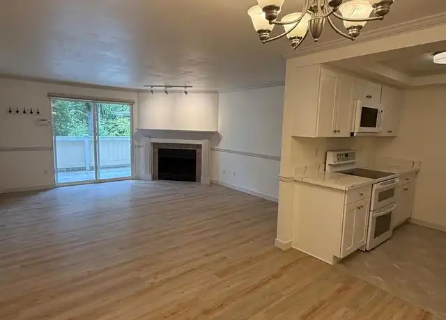 Property at 21301 52nd Ave W Unit B107, Mountlake Terrace, WA, 98043, 2 beds, 2 baths, [object Object]