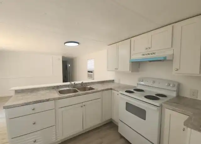 Property at 678 Denton Blvd NW, Fort Walton Beach, FL, 32547, 2 beds, 1 bath, [object Object]