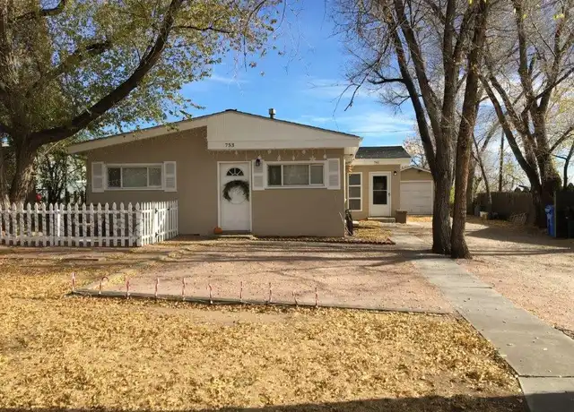 Property at 753 Manitou Blvd Unit Front, Colorado Springs, CO, 80904, 2 beds, 1 bath, [object Object]