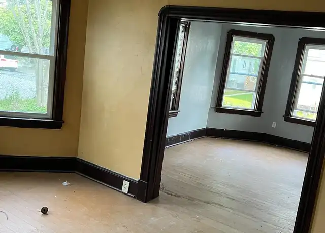 Property at 119 Nilsson St Unit 1, Brockton, MA, 02301, 2 beds, 1 bath, [object Object]
