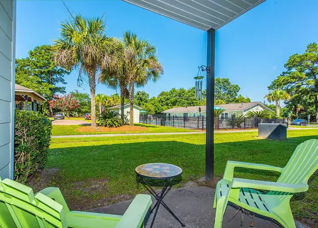 Photo of 1700 Whipple Rd, Mt Pleasant, SC 29464