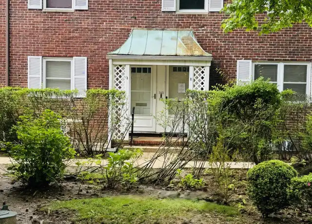 Property at 146 Manor Dr, Red Bank, NJ, 07701, 2 beds, 1 bath, [object Object]