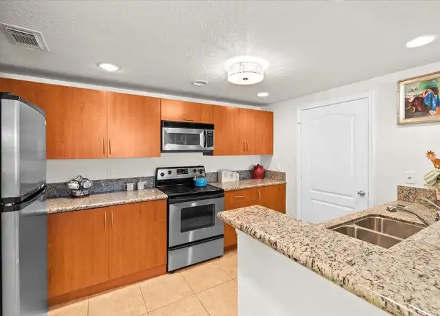 Property at 158 SW Peacock Blvd Unit 30-105, Port Saint Lucie, FL, 34986, 1 bed, 1 bath, [object Object]