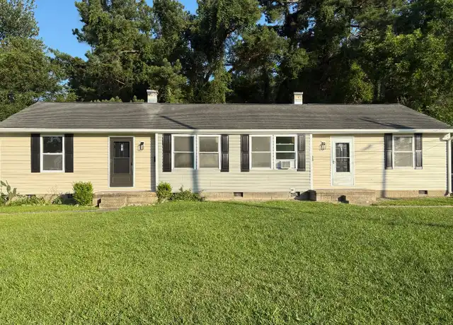 Property at 241 York St, Jacksonville, NC, 28540, 2 beds, 1 bath, [object Object]