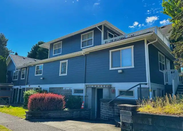 Property at 1015 9th St Unit C, Bremerton, WA, 98337, 1 bed, 1 bath, [object Object]