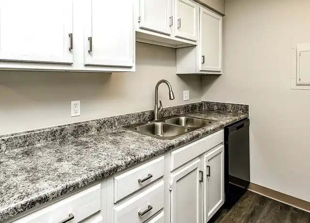 Property at Oakwood Trail Apartments - 11724 Norwick Plz, Omaha, NE, 68164, 2 beds, 2 baths, [object Object]