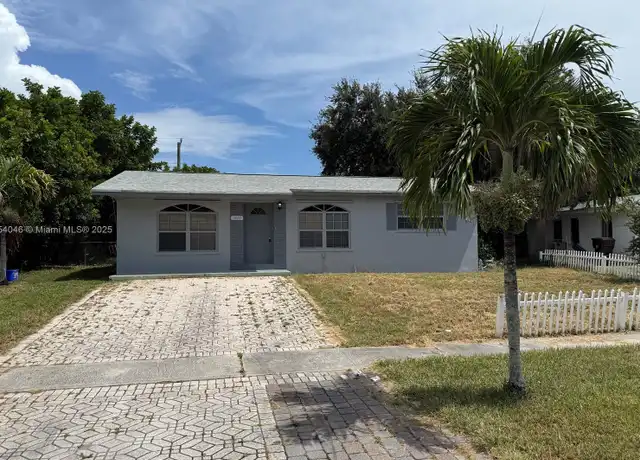 Property at 1619 43rd St Unit 1619, West Palm Beach, FL, 33407, 3 beds, 1 bath, [object Object]