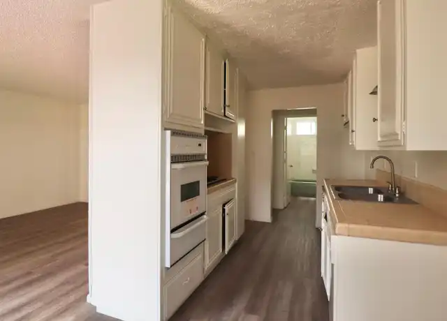 Property at 1251 N G St Unit 108, Oxnard, CA, 93030, 1 bed, 1 bath, [object Object]