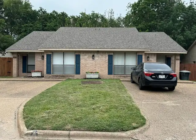 Property at 712 Cross Timbers Dr, College Station, TX, 77840, 2 beds, 2 baths, [object Object]
