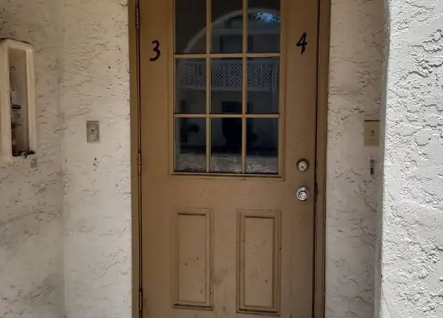 Property at 622 SE 13th Ct #4, Cape Coral, FL, 33990, 2 beds, 1 bath, [object Object]