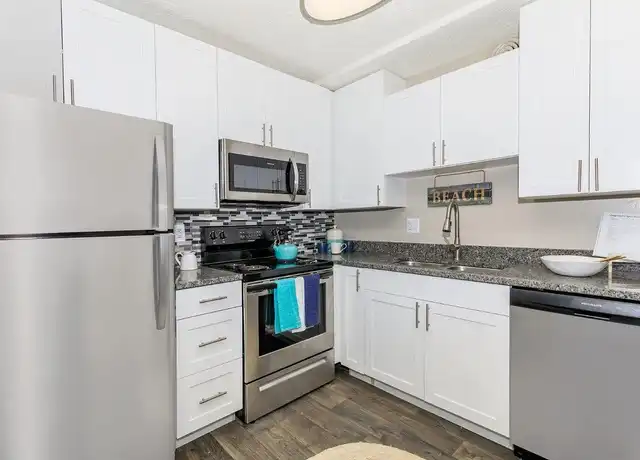 Property at The Boardwalk at Westlake Apartments and Townhomes - 6000 Westlake South Dr, Indianapolis, IN, 46224, 0-1 beds, 1 bath, [object Object]