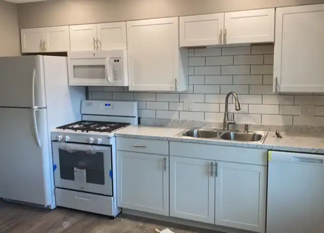 Property at 1933 N Bowman Ave Apt C, Danville, IL, 61832, 2 beds, 1.5 baths, [object Object]