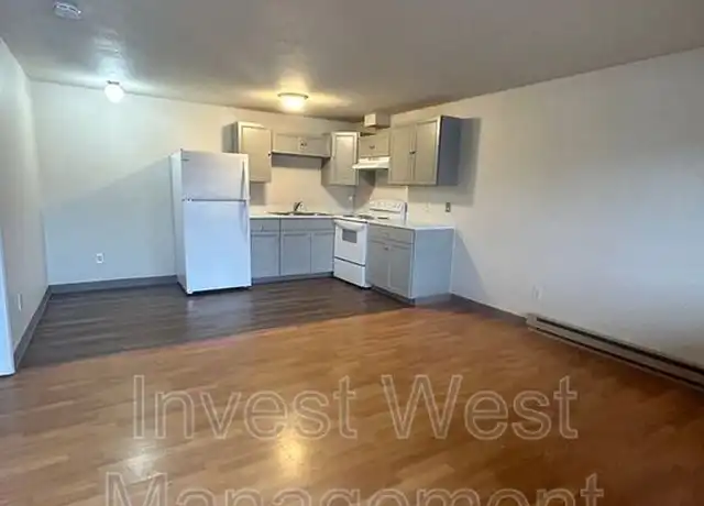 Property at 8402 NE 8th Way Unit 3, Vancouver, WA, 98664, 1 bed, 1 bath, [object Object]