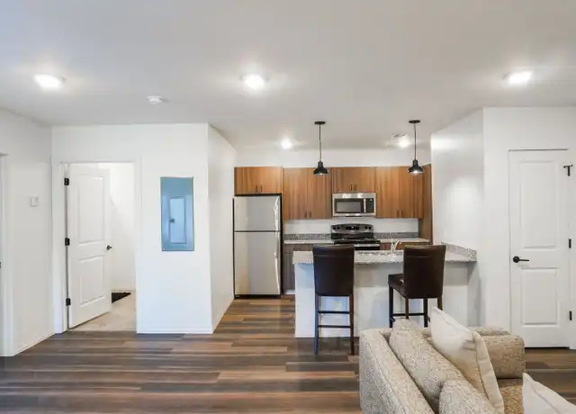 Property at 1900 Elaine Dr, Winfield, KS, 67156, 1-2 bed, 1-2 bath, [object Object]