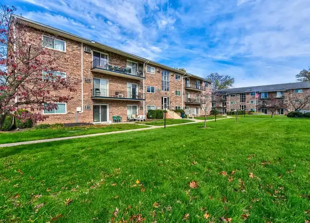 Property at Oakwood Manor - 1070 W Bridge St, Phoenixville, PA, 19460, 1-2 bed, 1 bath, [object Object]