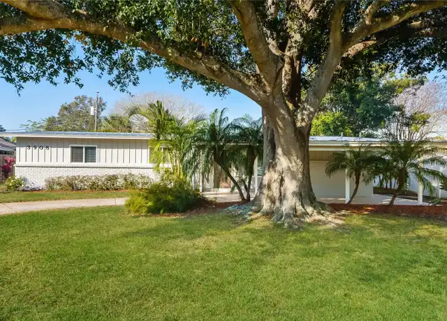 Property at 3908 Cape Vista Dr, Bradenton, FL, 34209, 3 beds, 2 baths, [object Object]