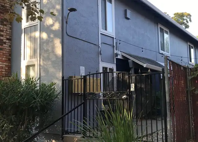 Property at 1717 W St, Sacramento, CA, 95818, 1 bed, 1 bath, [object Object]
