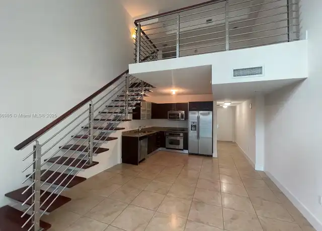Property at 41 SE 5th St #1404, Miami, FL, 33131, 1 bed, 1.5 baths, [object Object]