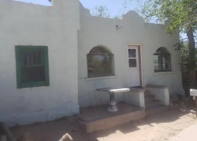 Property at 612 Page Ave NE, Albuquerque, NM, 87102, 1 bed, 2 baths, [object Object]