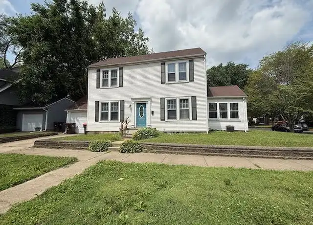 Property at 415 N Cooper St, Peoria, IL, 61606, 3 beds, 1 bath, [object Object]