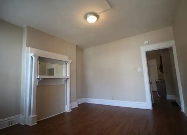 Property at 409-419 E Welch Ave Unit 413 Welch, Columbus, OH, 43207, 2 beds, 1 bath, [object Object]
